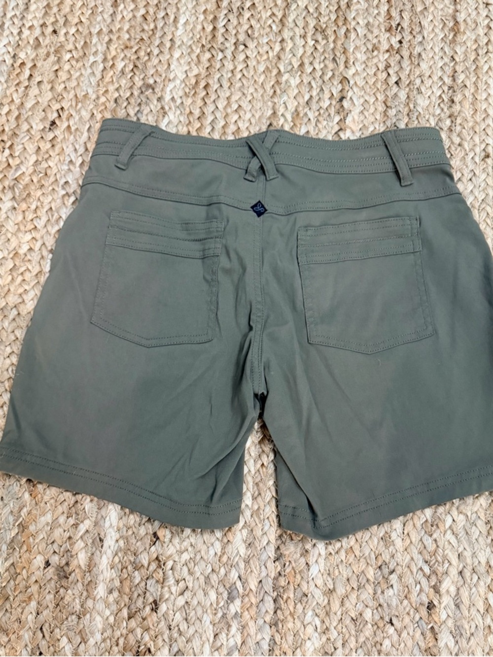 Prana Stretch Zion Halle Olive Utility Mid-Rise Shorts - Picture 3 of 3